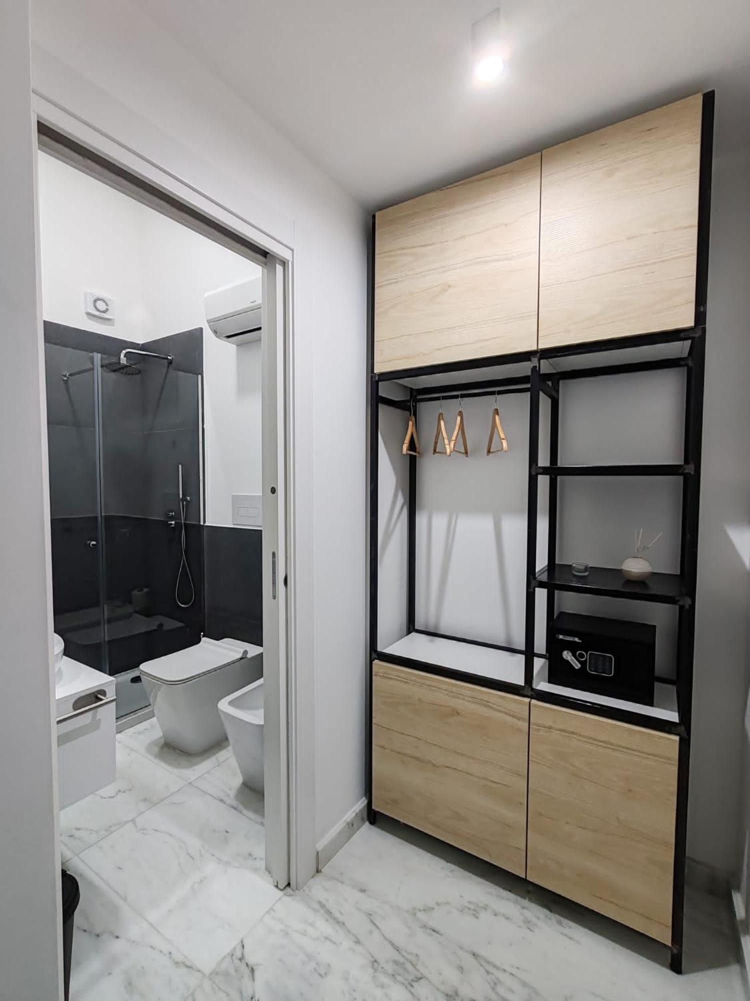Lily Apartments Палермо Екстериор снимка