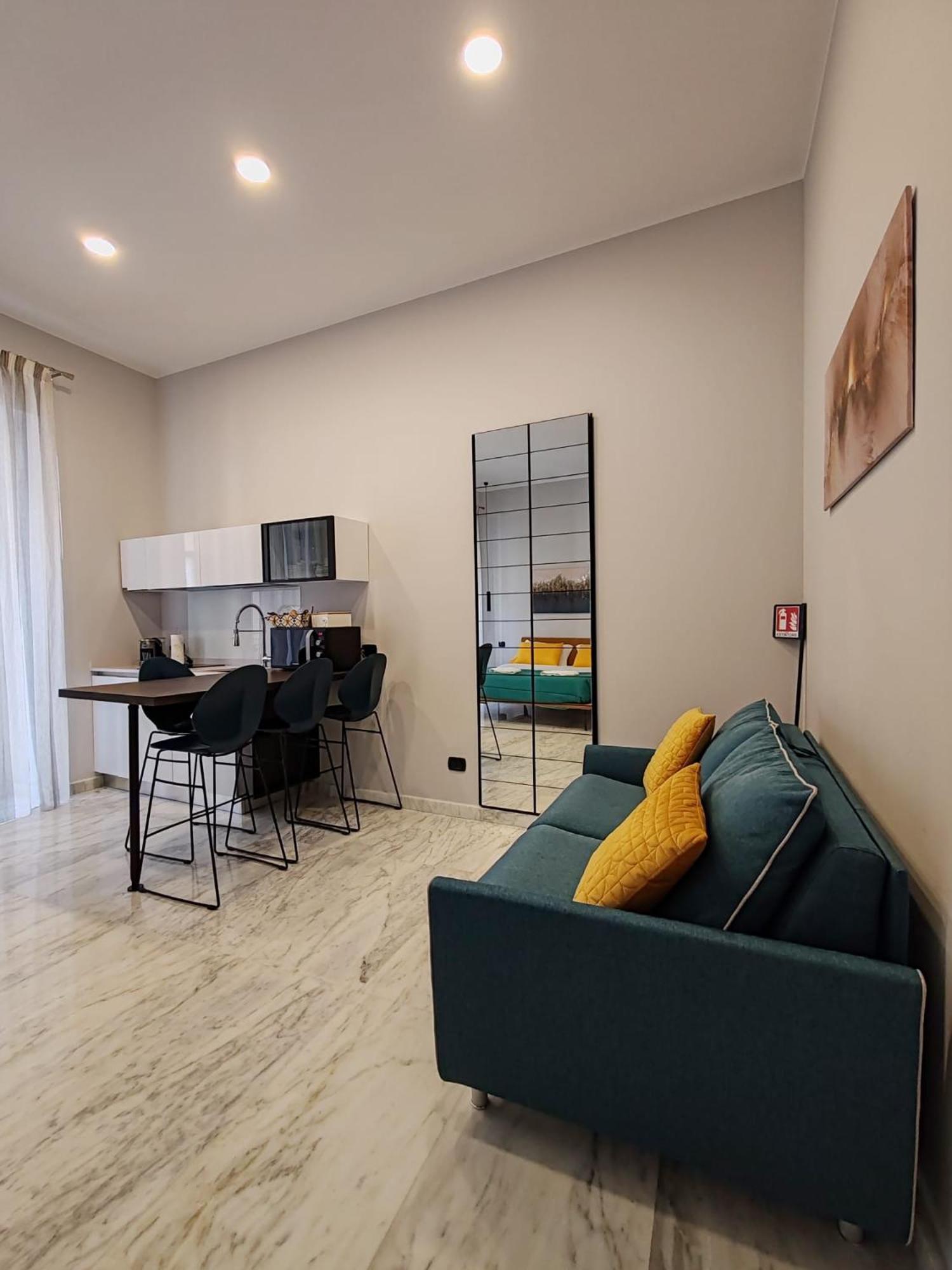 Lily Apartments Палермо Екстериор снимка