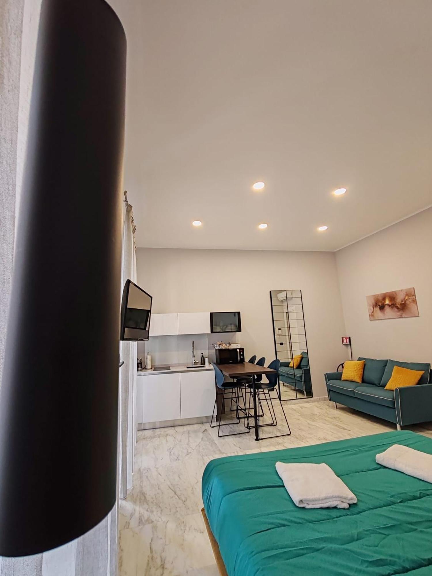 Lily Apartments Палермо Екстериор снимка
