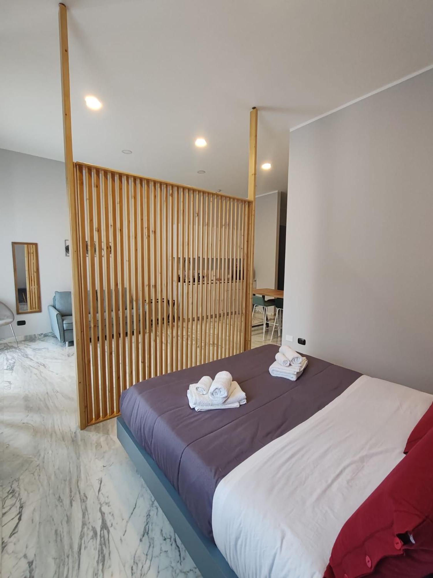 Lily Apartments Палермо Екстериор снимка