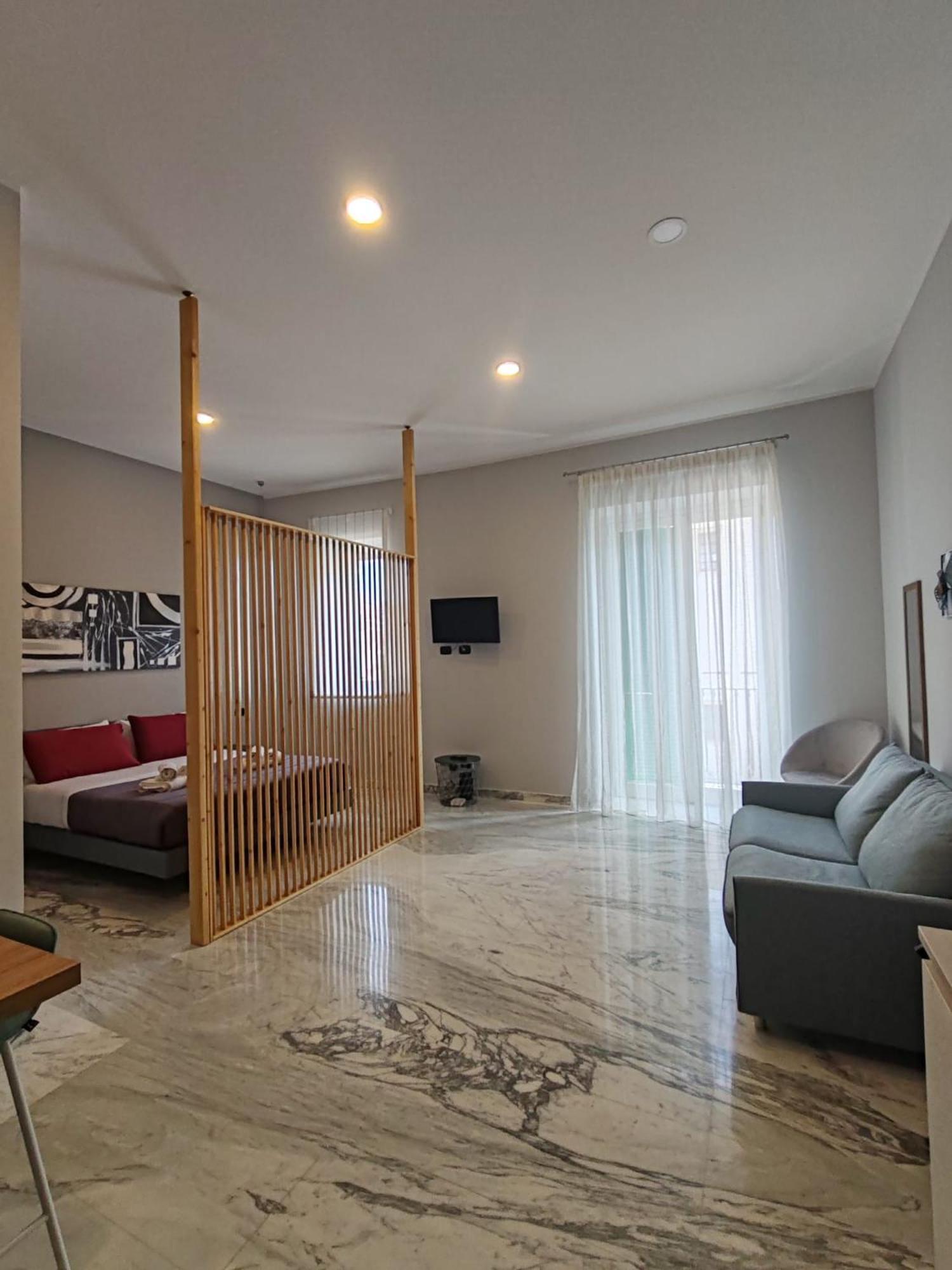 Lily Apartments Палермо Екстериор снимка